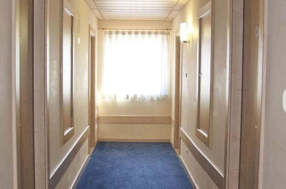 Travelodge Barcelona Fira L'Hospitalet de Llobregat Kültér fotó